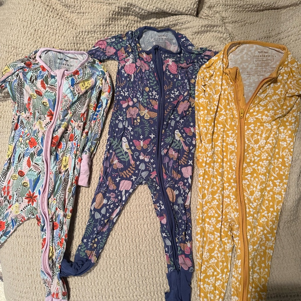 2 - 6-12m littles sleepies and 1 -12-18m little sleepies, great condition